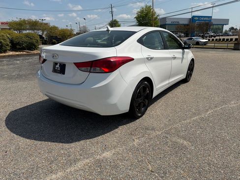 Used 2013 Hyundai Elantra GLS w/ Preferred Pkg image 20