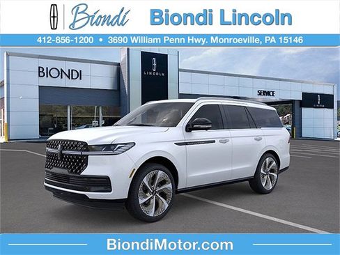 New 2026 Lincoln Navigator Black Label AWD/4WD image 1