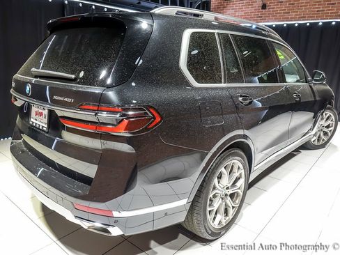 Used 2025 BMW X7 xDrive40i w/ Premium Package image 11