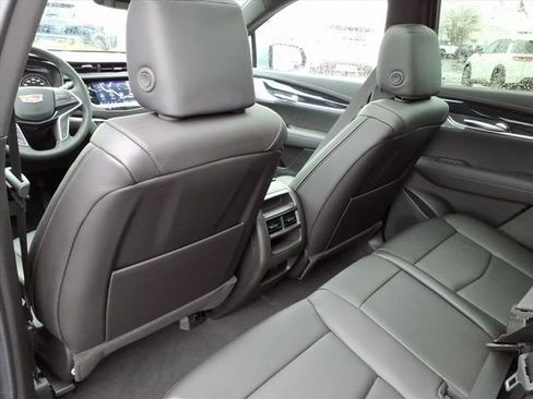 New 2026 Cadillac XT5 Premium Luxury w/ LPO, ONYX Package image 15