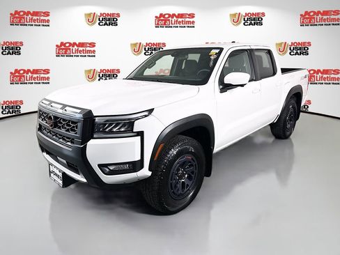 Used 2025 Nissan Frontier PRO-4X w/ Pro Convenience Package AWD/4WD image 14