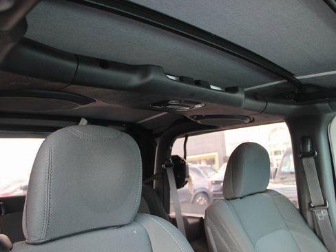 Used 2021 Jeep Wrangler Willys image 26