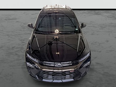 Used 2023 Chevrolet TrailBlazer RS w/ Sun and Liftgate Package image 6