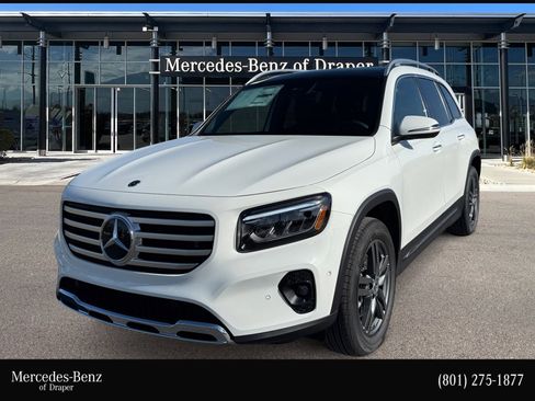 New 2026 Mercedes-Benz GLB 250 4MATIC image 1