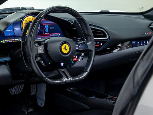 Used 2023 Ferrari 296 GTS image 68