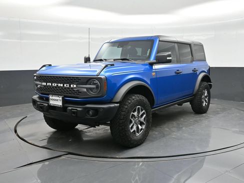 Certified 2023 Ford Bronco Badlands AWD/4WD image 1