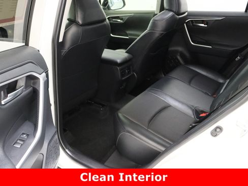 Used 2020 Toyota RAV4 Limited image 31