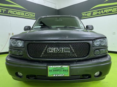 Used 2003 GMC Yukon Denali image 3