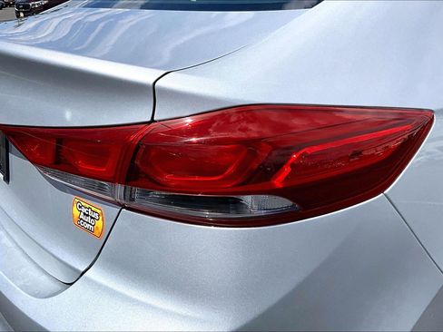 Used 2017 Hyundai Elantra Value Edition FWD image 27