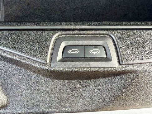 Certified 2024 BMW X7 xDrive40i image 49