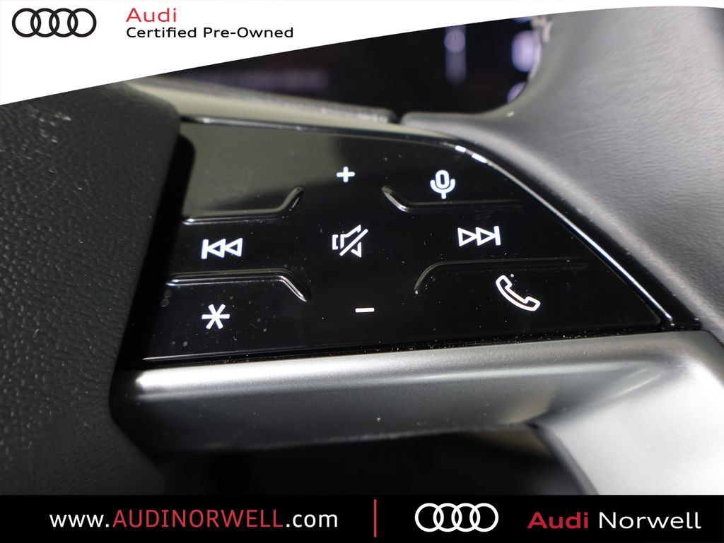 Certified 2025 Audi Q5 Premium AWD/4WD image 29