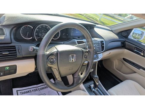 Used 2015 Honda Accord EX image 18