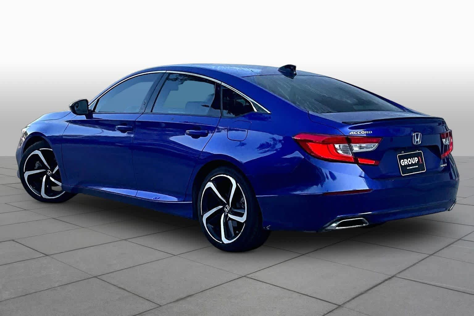 Used 2022 Honda Accord Sport image 11