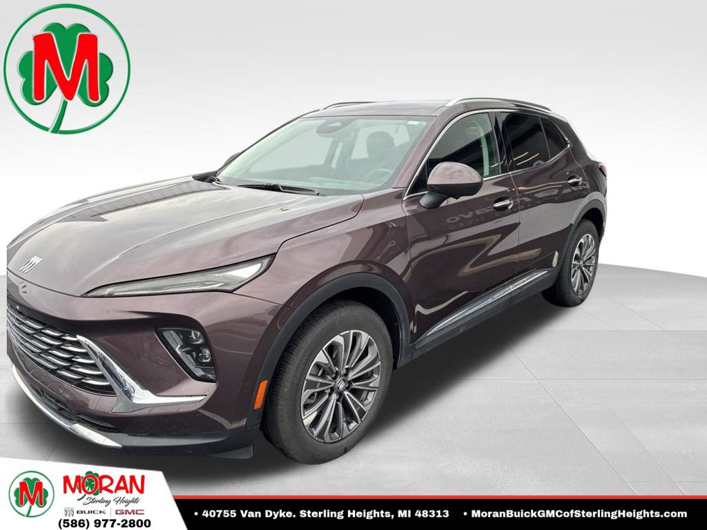 Used 2024 Buick Envision Preferred AWD/4WD image 1