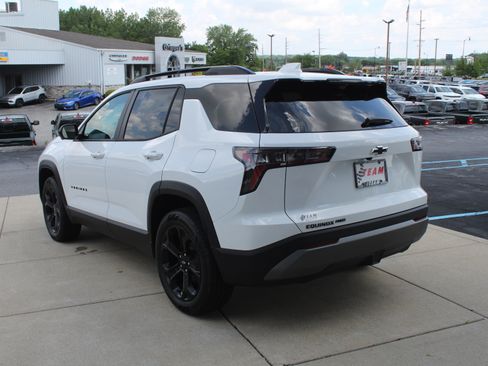 New 2026 Chevrolet Equinox LT w/ Midnight Edition AWD/4WD image 5