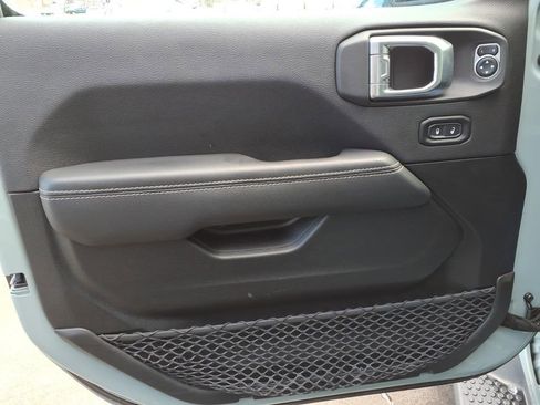 Used 2023 Jeep Wrangler Unlimited Sahara w/ Cold Weather Group image 11