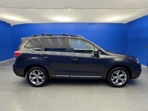 Used 2018 Subaru Forester 2.5i Touring image 8