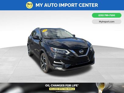 Used 2022 Nissan Rogue Sport SL w/ Premium Package