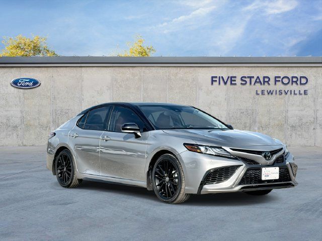 Used 2024 Toyota Camry XSE w/ Navigation Package FWD image 1