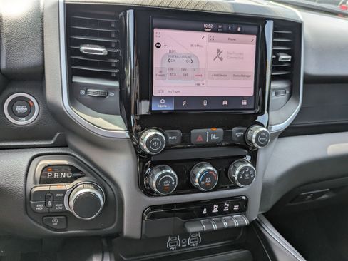 New 2026 RAM 1500 Express AWD/4WD image 13