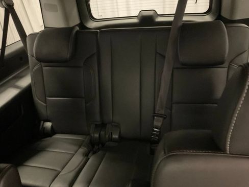 Used 2016 Chevrolet Suburban LT AWD/4WD image 27