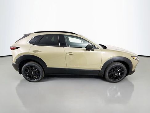 New 2025 MAZDA CX-30 Carbon image 8