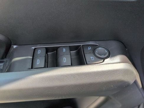 New 2025 GMC Canyon Elevation w/ Convenience Package image 15