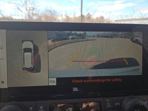 Used 2024 Toyota Grand Highlander AWD image 30