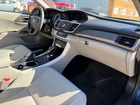 Used 2014 Honda Accord LX image 25
