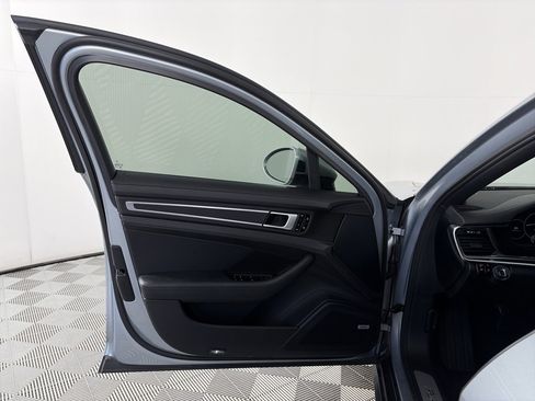 Used 2019 Porsche Panamera Base image 10
