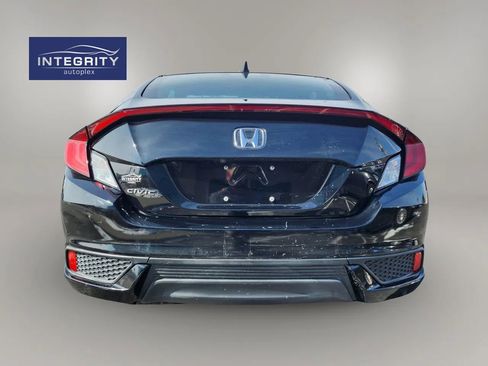 Used 2018 Honda Civic EX-L image 4