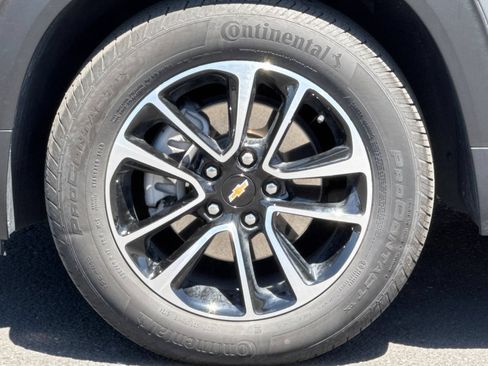 Used 2024 Chevrolet TrailBlazer LT w/ LT Cold Weather Package FWD image 41