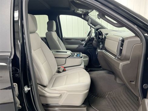 Used 2024 Chevrolet Silverado 2500 LT image 22