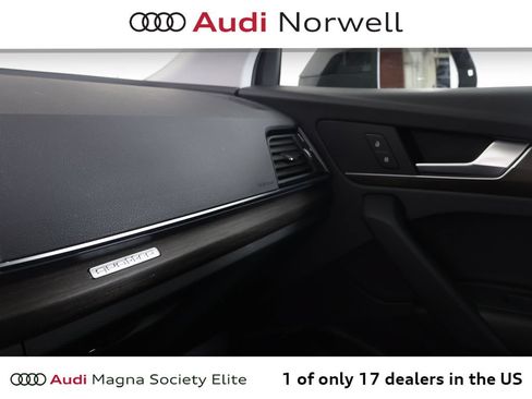 Used 2023 Audi Q5 2.0T Premium w/ Convenience Package AWD/4WD image 7