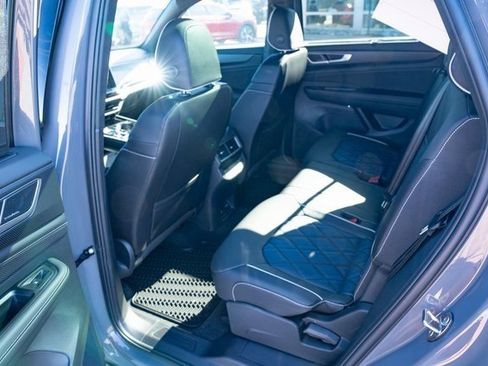 New 2026 Volkswagen Atlas Cross Sport SEL Premium R-Line image 27