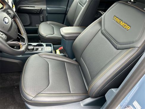 New 2025 Ford Maverick Tremor image 24