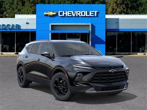 New 2025 Chevrolet Blazer LT w/ Midnight/Sport Edition image 7