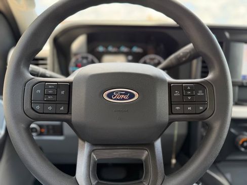 New 2026 Ford F250 XLT w/ FX4 Off-Road Package AWD/4WD image 22