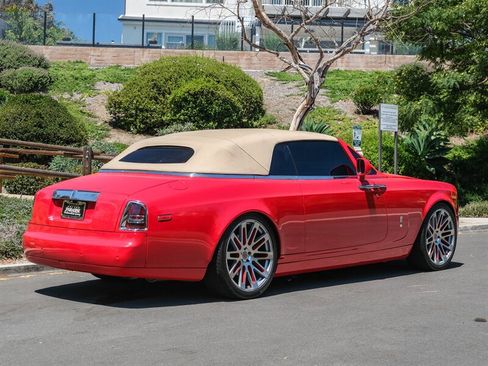 Used 2010 Rolls-Royce Phantom Drophead Coupe image 10