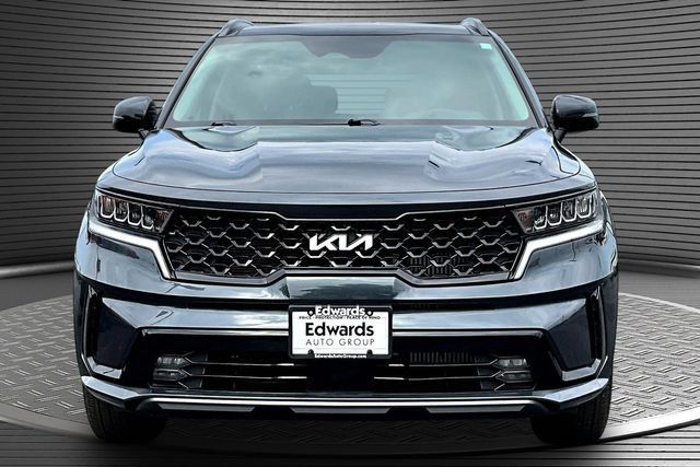 Used 2023 Kia Sorento EX w/ Panoramic Sunroof Package FWD image 2