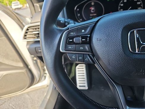 Used 2018 Honda Accord Sport image 14