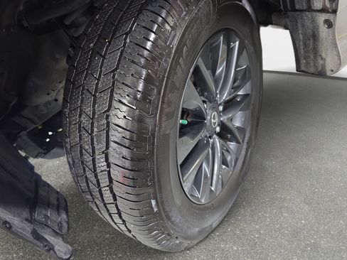 Used 2022 Lexus GX 460 Premium image 31