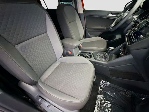 Used 2019 Volkswagen Tiguan S w/ Driver Assistance Package FWD image 15