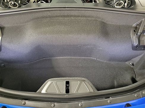 Used 2025 Chevrolet Corvette Stingray Premium Cpe w/ Z51 Performance Package image 22