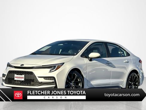Certified 2024 Toyota Corolla SE image 1