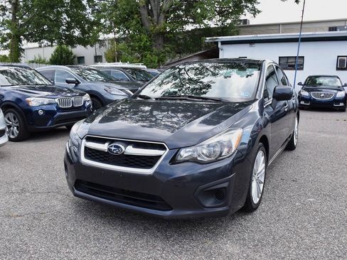 Used 2014 Subaru Impreza 2.0i Premium AWD/4WD image 2
