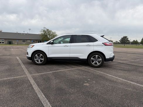 Used 2020 Ford Edge SEL w/ Convenience Package FWD image 11