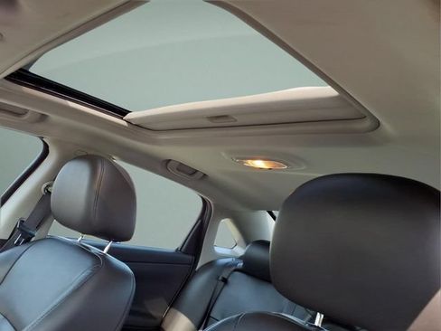 Used 2010 Chevrolet Impala LT w/ Luxury Edition Package FWD image 13
