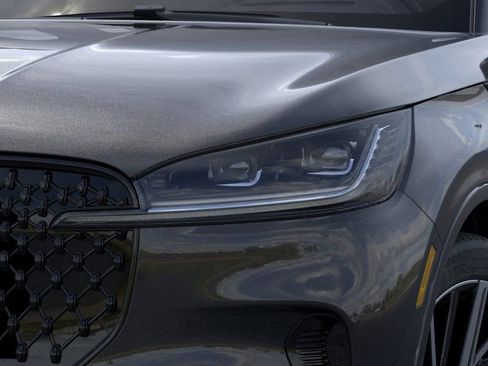 New 2026 Lincoln Aviator Black Label AWD/4WD image 18