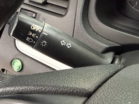 Used 2015 Honda CR-V LX image 15